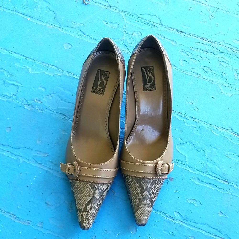 Victoria Spenser Women Dress shoes